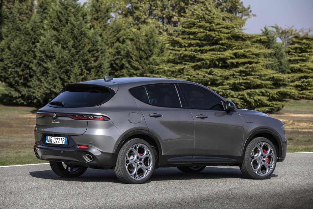 Alfa Romeo Tonale ver-1-5-hybrid-sprint
