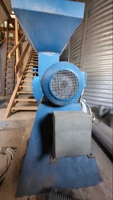 Śrutownik,Rozdrabniacz 11 kw z Niemiec Duża Wydajność