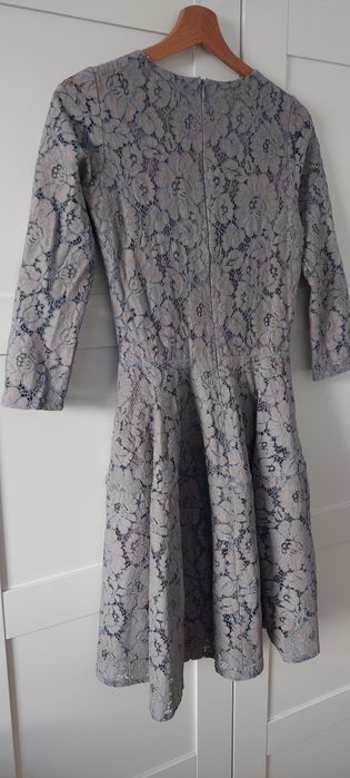 Sukienka Mirabella Manifiq&Co szara koronka M 38