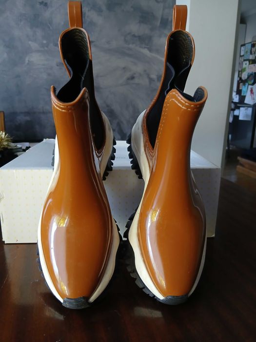 Botas de senhora, Lemon Jelly