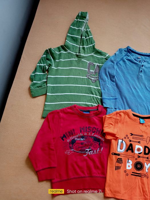 Koszulki z długim rękawem 98/104  8 szt