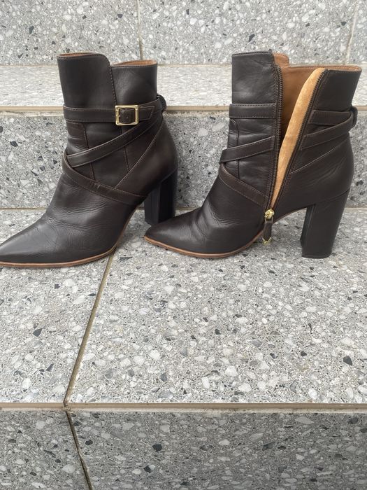 Жіночі італійські чобітки