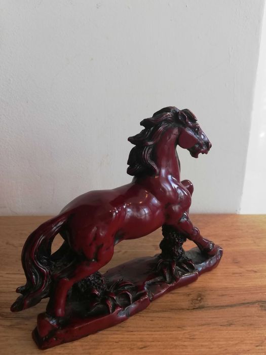 Figurka konia ozdoba