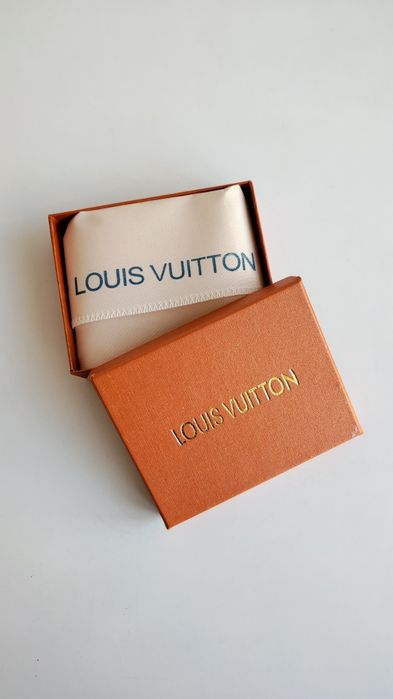 Подарочная коробка упаковка чехол louis Vuitton