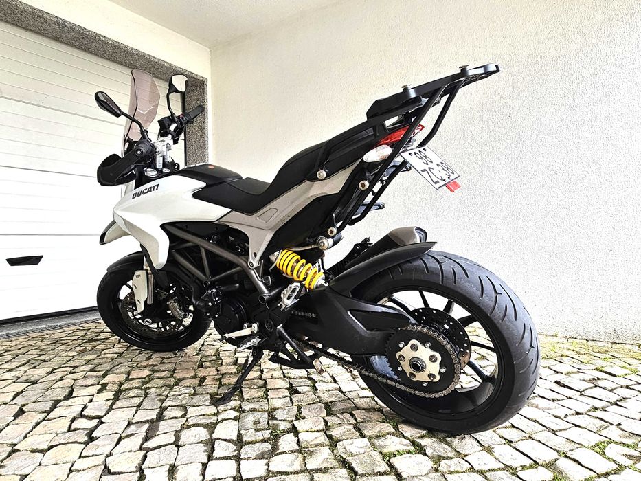 Ducati Hyperstrada 821 com 18 meses garantia