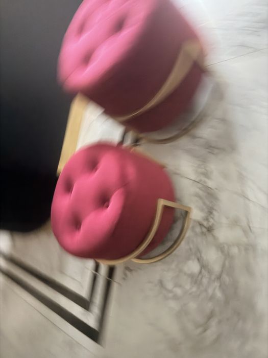 Sprzedam pufy do toaletki