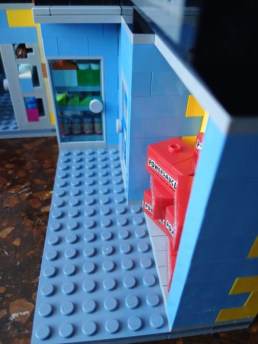 Lego Simpsons Kwik E Mart 71016