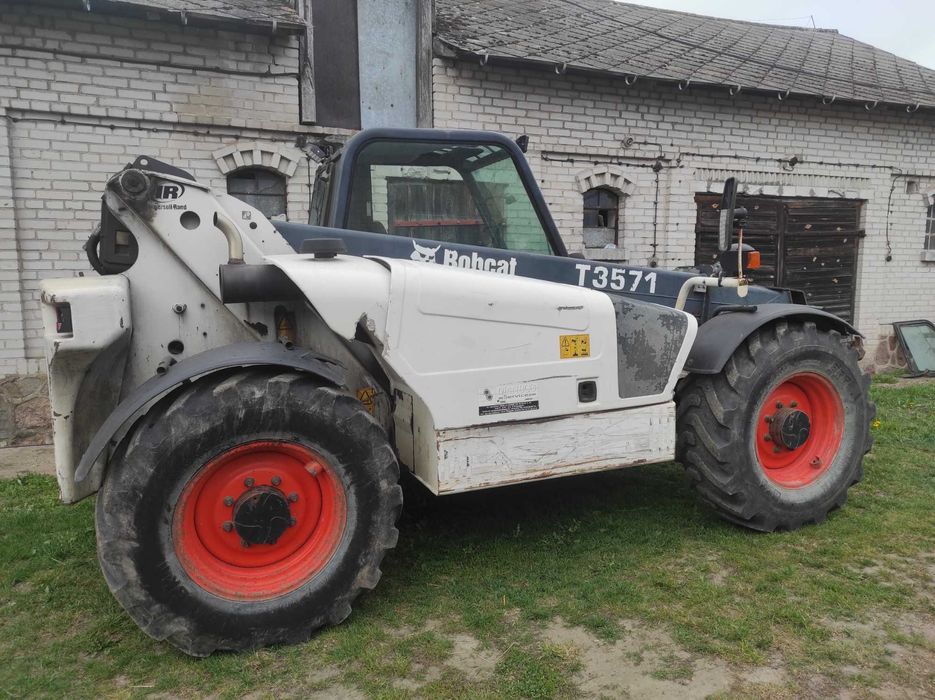 Ładowarka teleskopowa bobcat 3571 2006 rok 3,5t 7 m