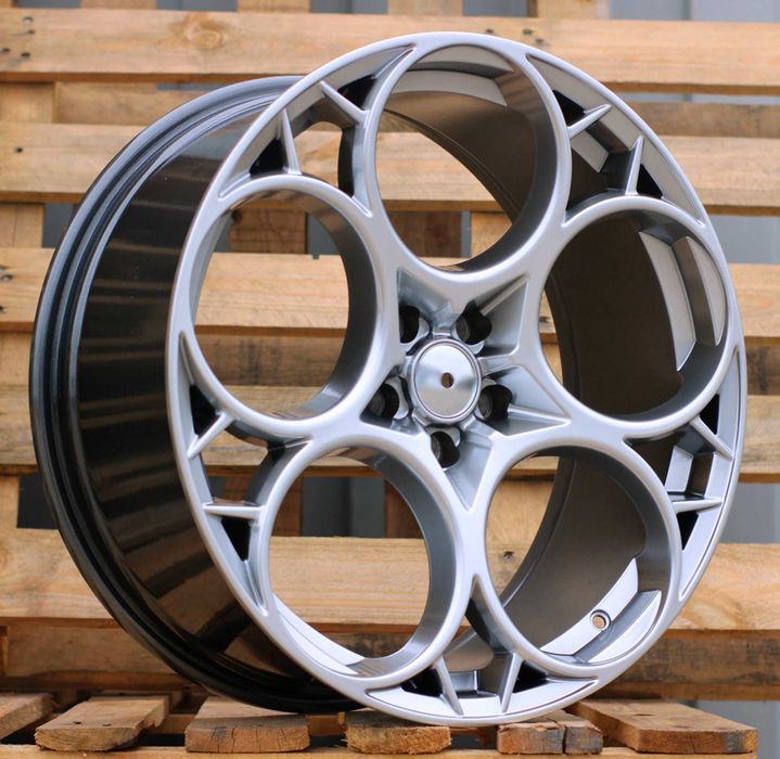 FELGI R19 5x110 ALFA ROMEO GIULIA 8,5J ET31 + 10J ET41