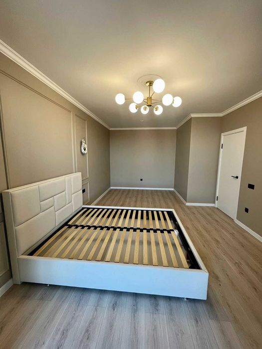 Продаж 1к квартири 52 кв. м на вул. Героїв Крут RUBI 28081