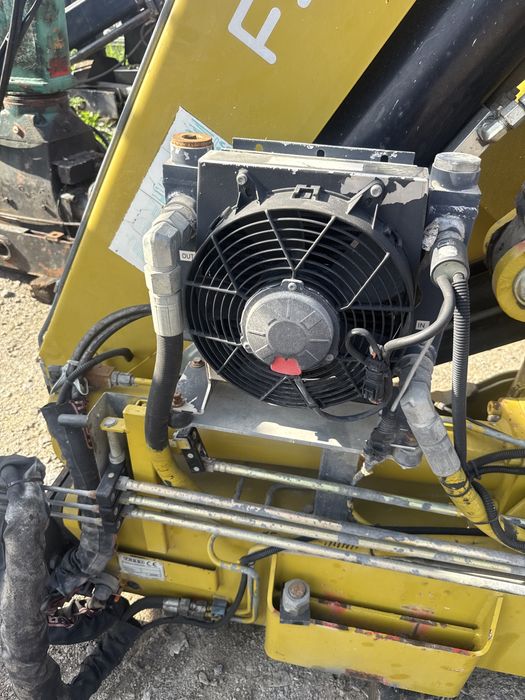 Кран маніпулятор fassi 230 xp-3 radio