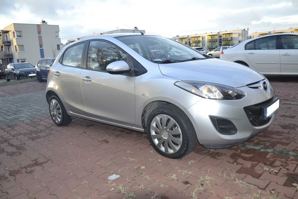 Mazda 2