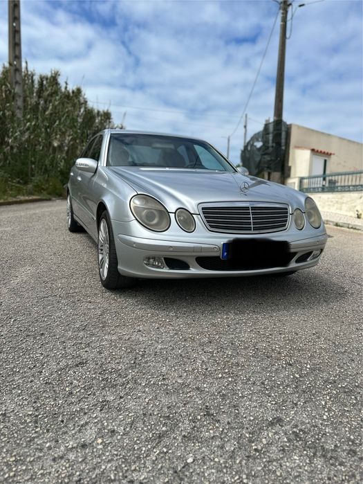 Mercedes-bens E270