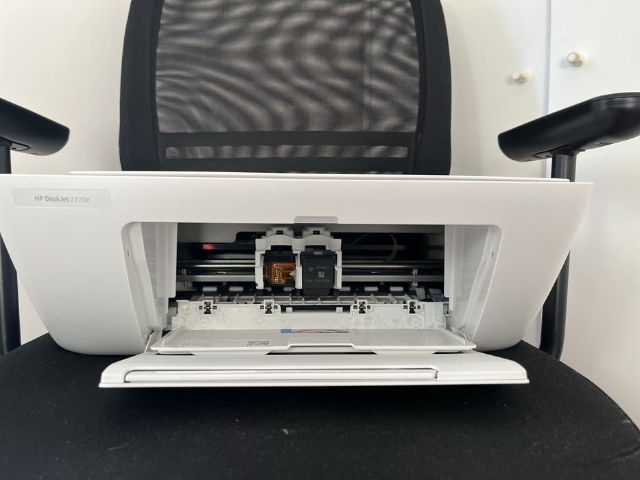Impressora HP Deskjet 2720e