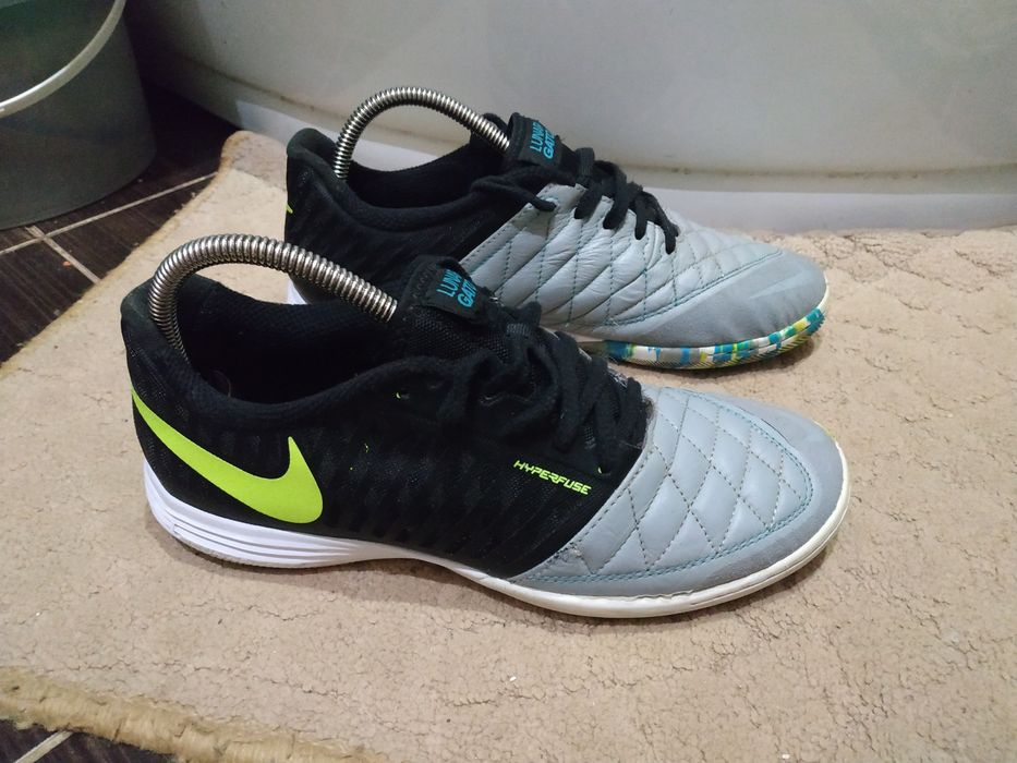 Мужские футзалки, бампы, кроссовки найк nike lunargato ii originals