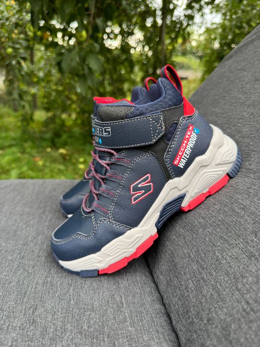 Детские демисезонные ботинки на липучках Skechers 30/31/32/33р