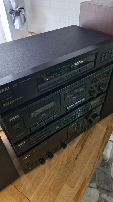 Zestaw stereo Akai