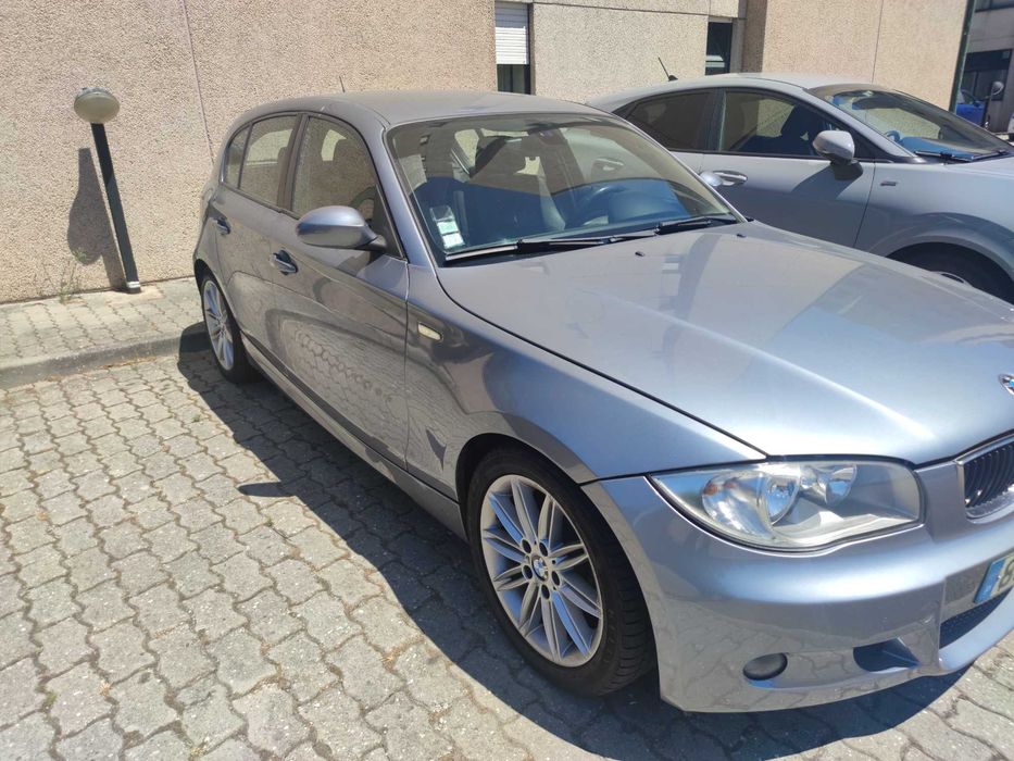 Vendo BMW 120d (E87) de 2006 com caixa automática, em muito bom estado geral de mecânica e interiores. Carro muito dinâmico e confortável foto 2