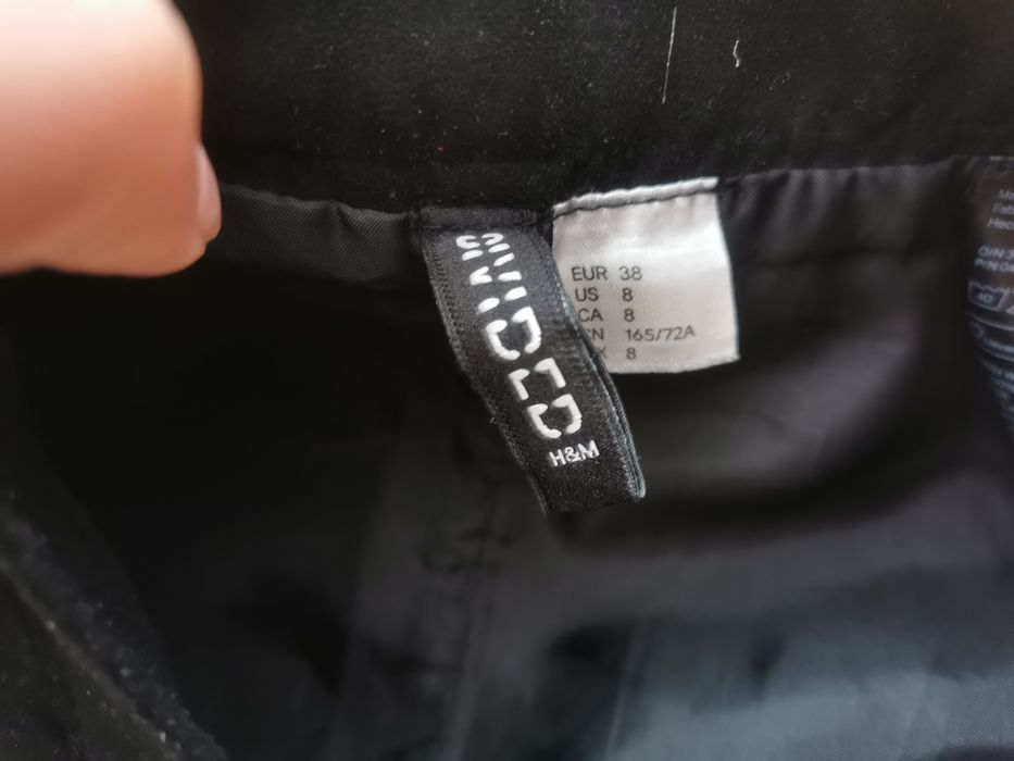 Zamszowa spódnica z zamkiem M/38 H&M