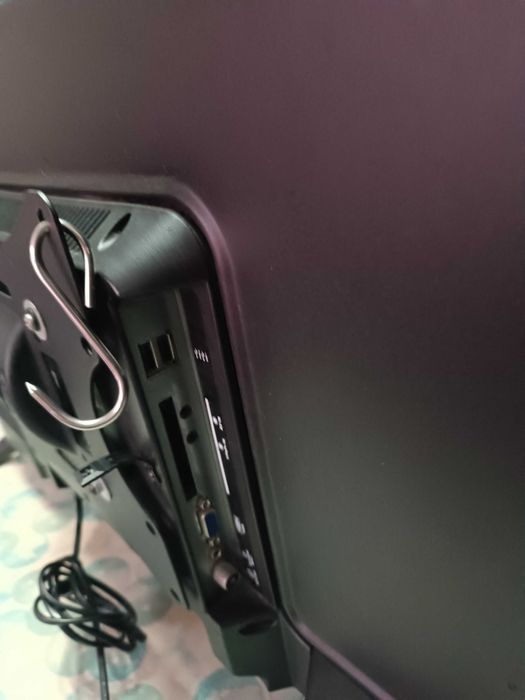 Smart TV Silver  Semi nova