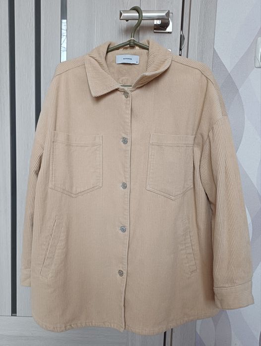 Бежева сорочка reserved