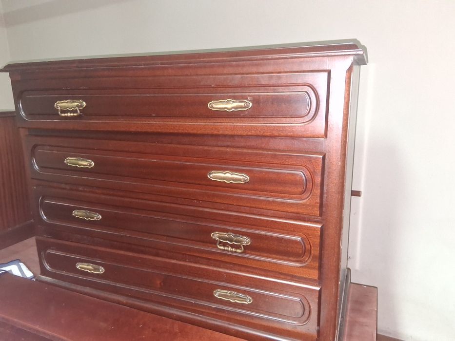 Estúdio crianca/ adolescente