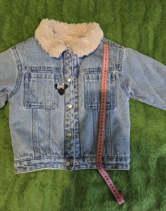 Тепла джинсовка zara на дівчинку.