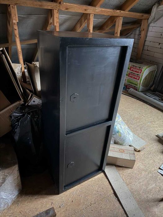 Сейф металевий 125×50×37, товщина 3 мм, двосекційний з двома замками