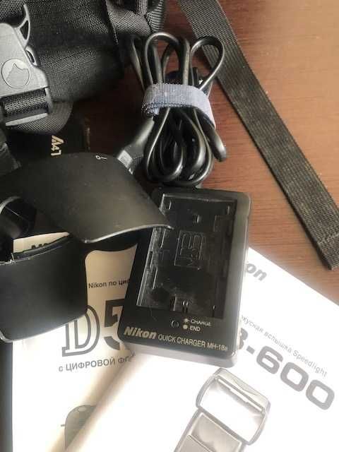 Цифровой фотоаппарат Nikon D50 объектив Nikon AF-S Nikkor 18-200 mm