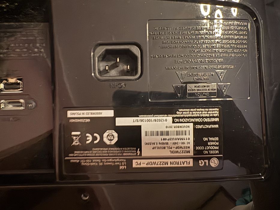 Monitor / Telewizor LG Flatron M227WDP-PC