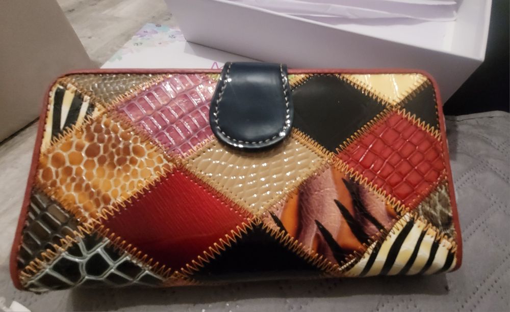 Portfel damski skórzany