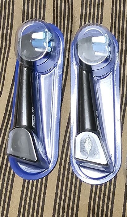 2 oryginalne końcówki oral-b io ultimate clean.