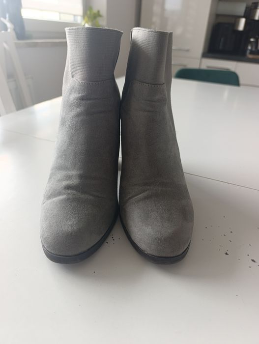 Szare botki 39 Reserved