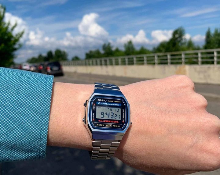 Электронные часы Касио Монтана, Casio Mantana