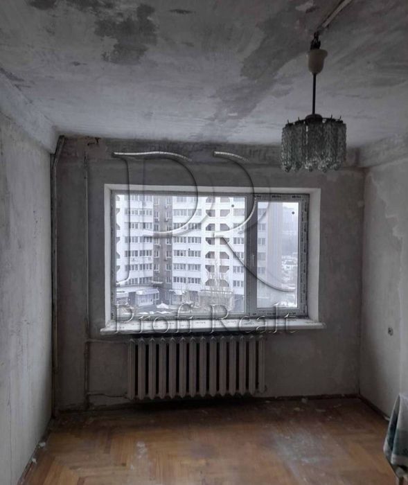 Продаж 2 к кв. вул. Харківське шосе 21/3, Дарницький район.