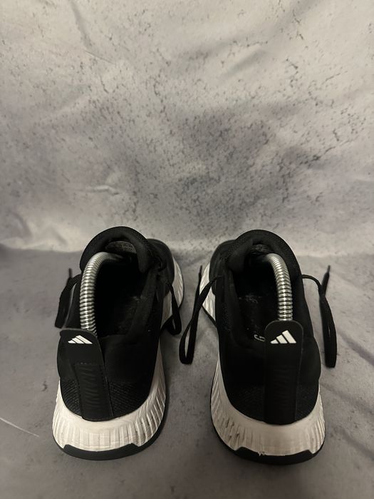 Buty Adidas Everyset Trainer