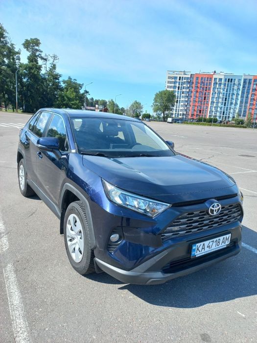 Toyota      Rav 4