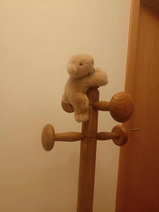 Cabide de Pé com Ursinho - quarto criança