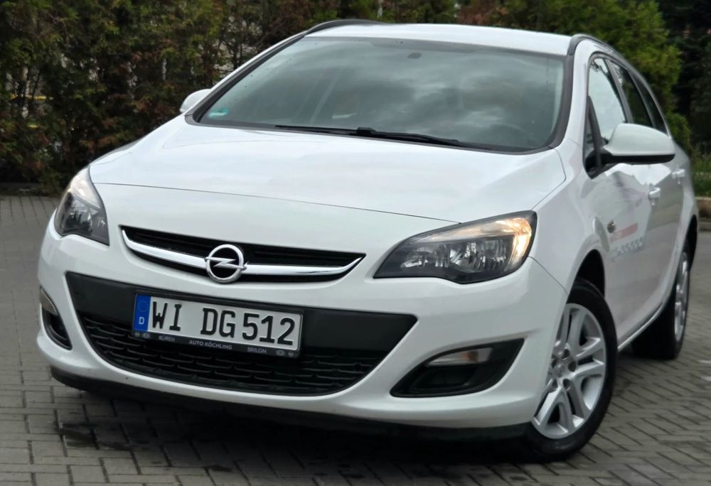 Opel Astra 1,6 115KM Led Klima PdC Import Raty Opłaty !!!