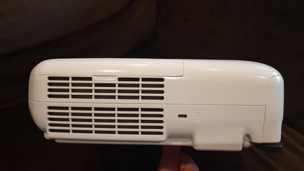 Projektor Epson EB-W28