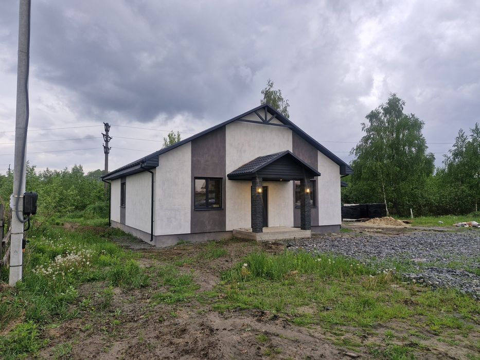Будинок біля Малинського ринку