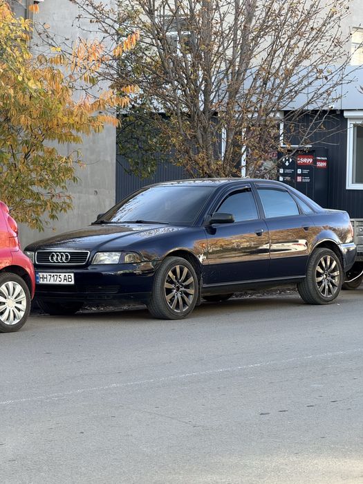 Продам ауди а4 б5 1995 год