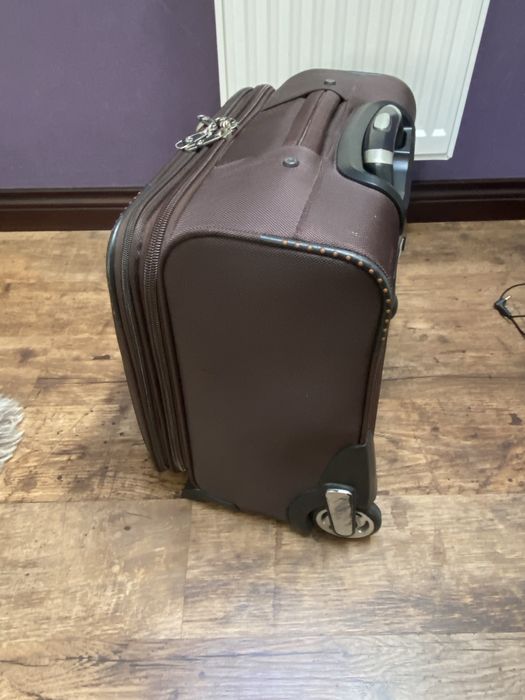 Чемодан,кейс-пилот для ручной клади Samsonite