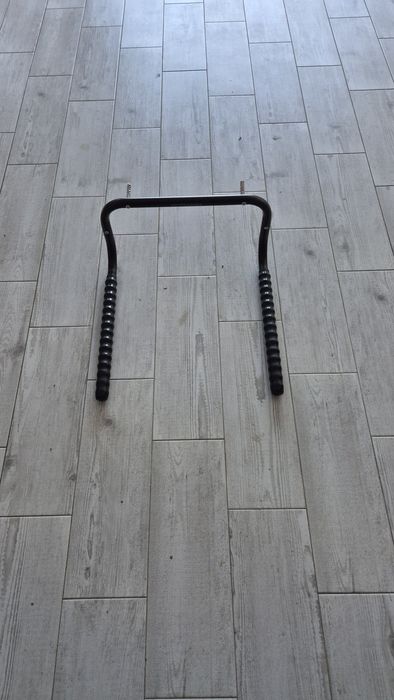 Suporte de parede para 2 bicicletas