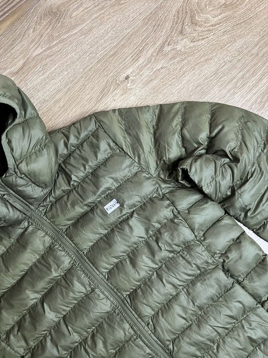 Продам БОМБЕЗНУ жіночк курточку Levi’s Pandora Packable Down Jacket