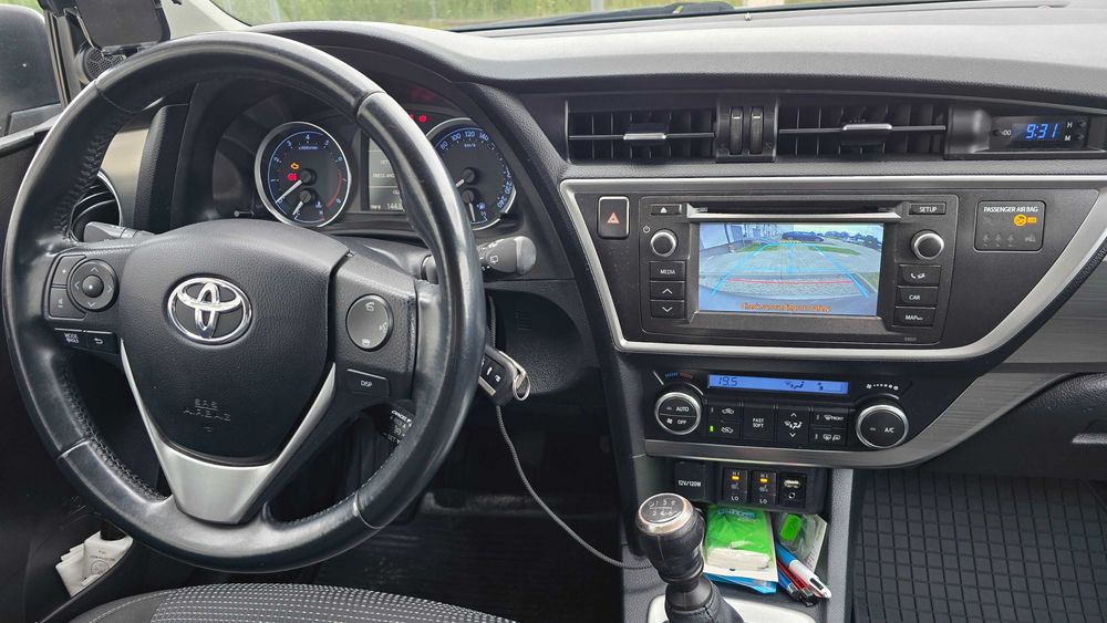 Toyota  Auris 1.6