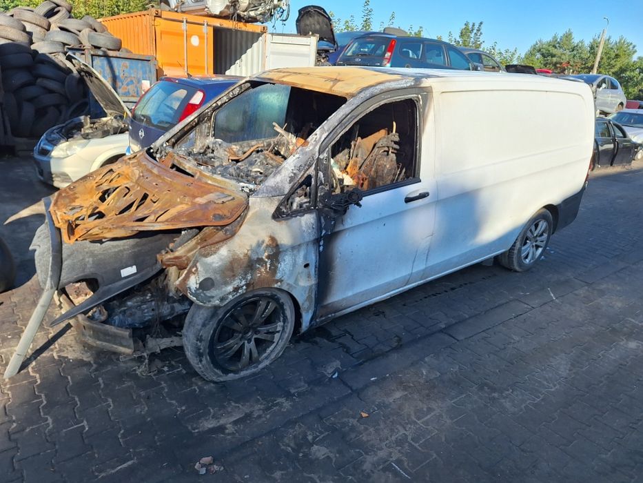 Vito 447 1.6d  114 na części, komplet dokumentów