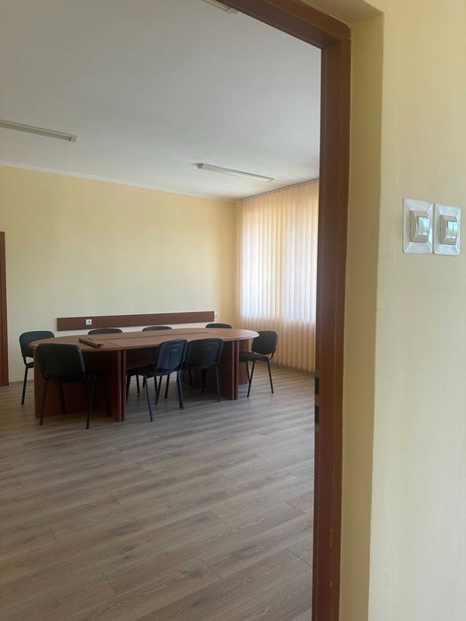 Здам в оренду офіси різної площі, склад