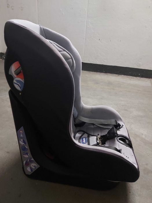 Fotelik samochodowy Chicco 9–18 kg