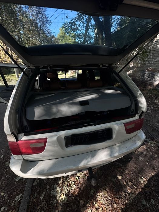 продам авто BMW X5 E53